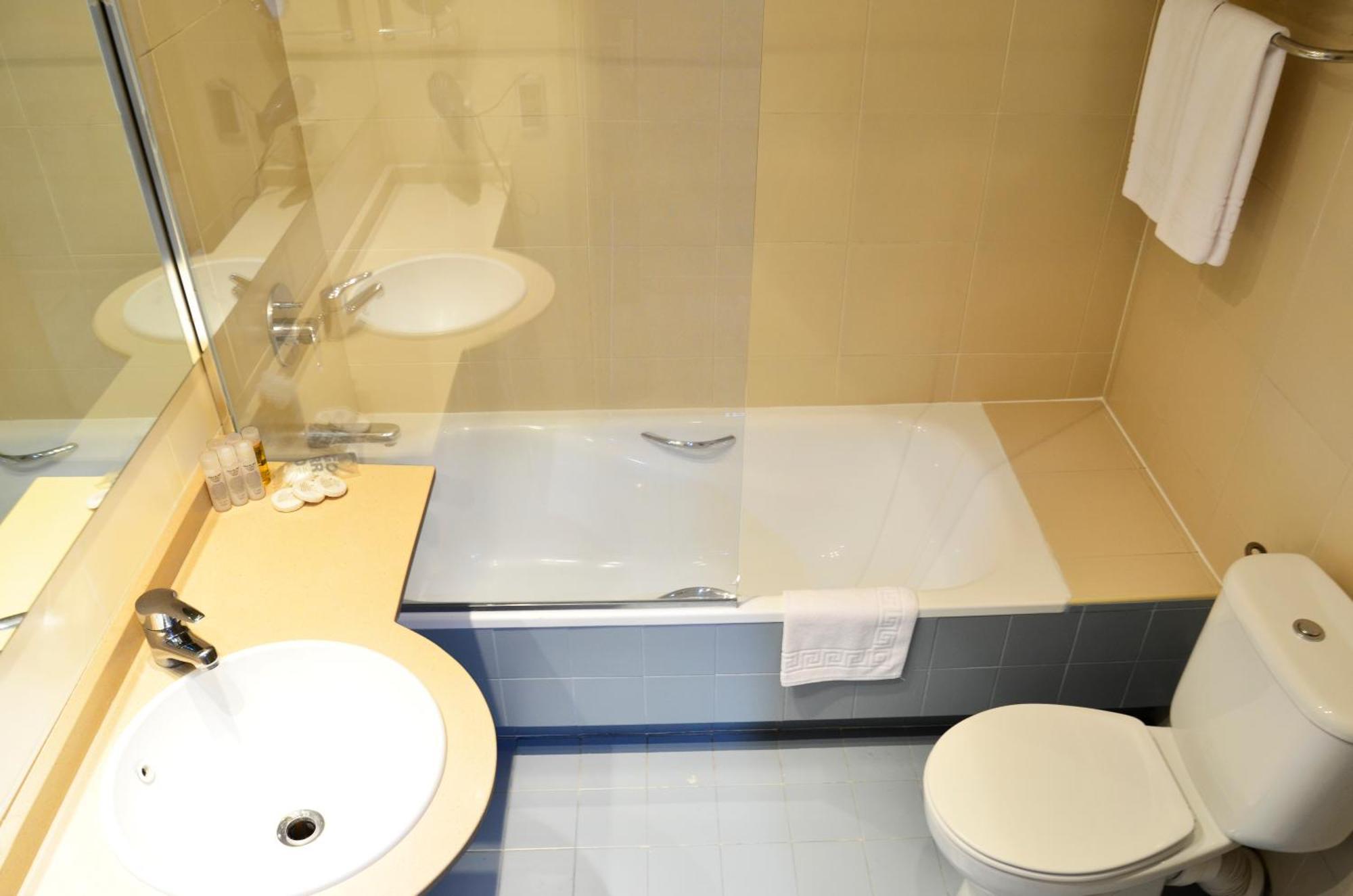 Hotel Terranova Pas De La Casa Eksteriør bilde